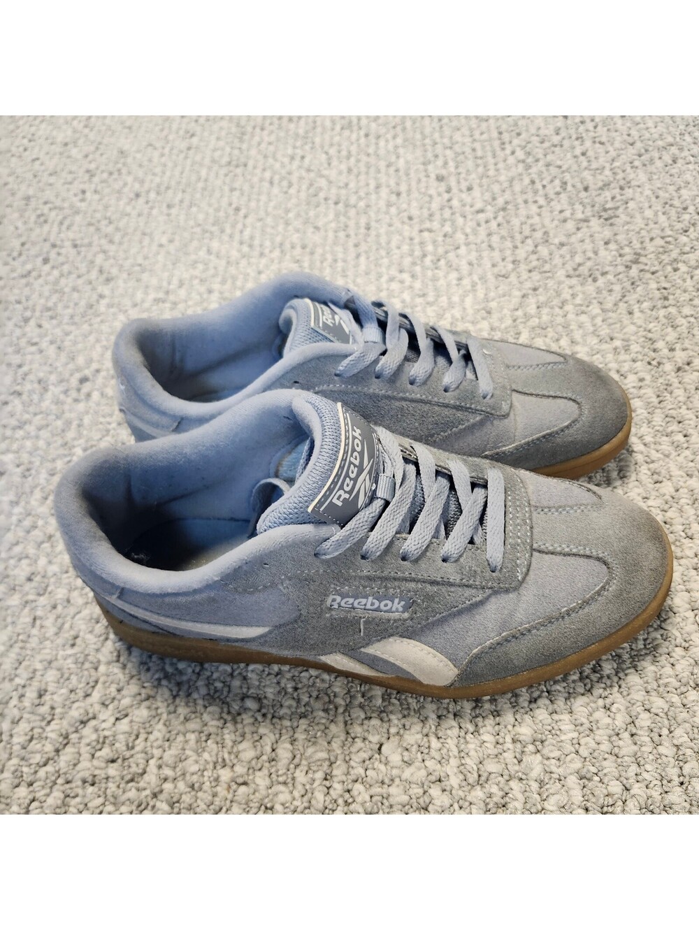 Reebok Classic Blue Suede Sneakers with Gum Sole Size 7.5 Lace Up
